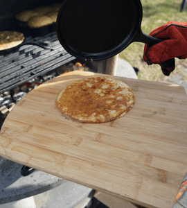 pannenkoekjes met banaan, bosvruchten uit skillet pannenkoekjes met banaan, bosvruchten uit skillet